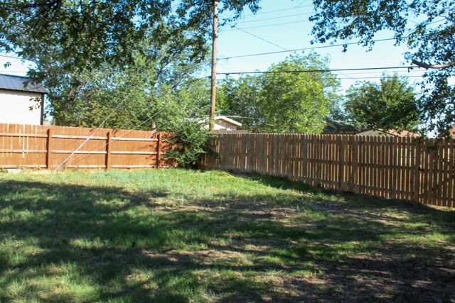2220 SE 22ND Avenue, Amarillo, TX 79103
