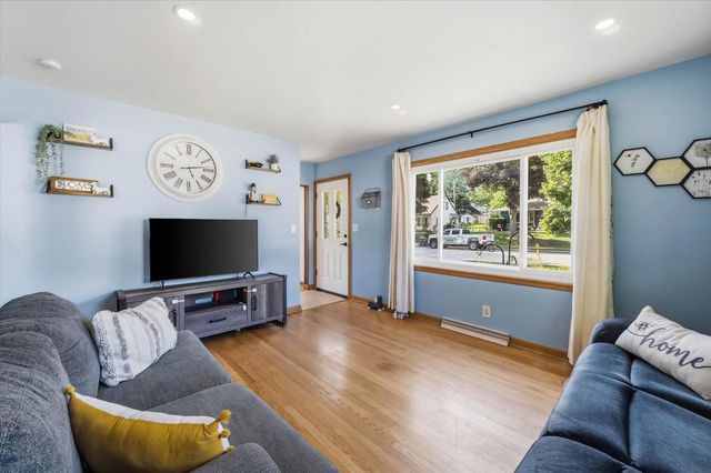 1115 Lawndale AVENUE, Waukesha, WI 53188