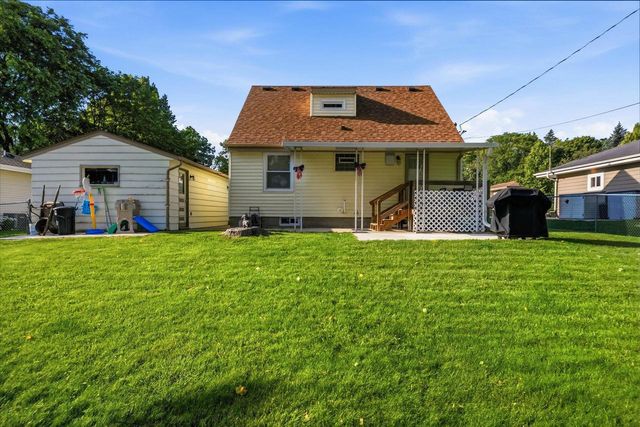 1115 Lawndale AVENUE, Waukesha, WI 53188