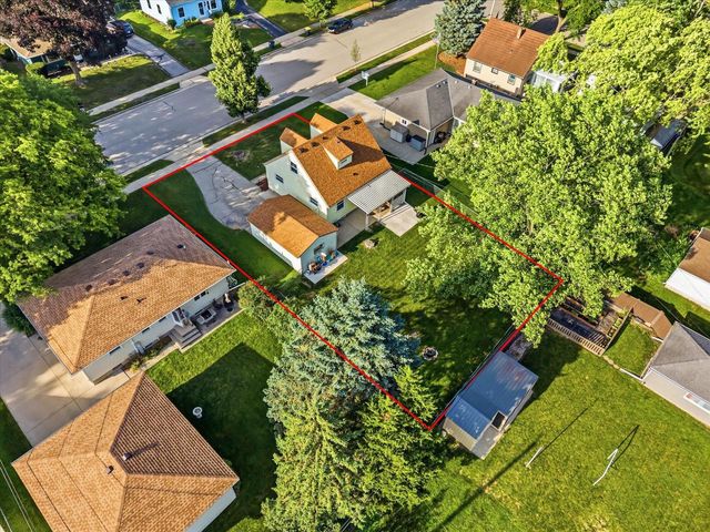 1115 Lawndale AVENUE, Waukesha, WI 53188