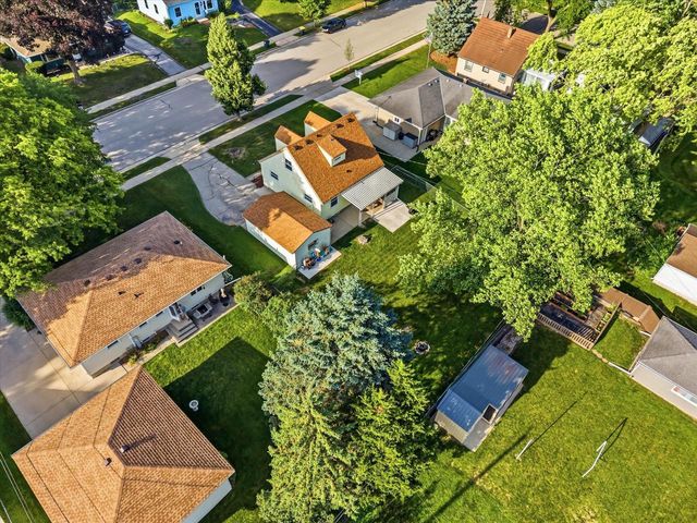 1115 Lawndale AVENUE, Waukesha, WI 53188