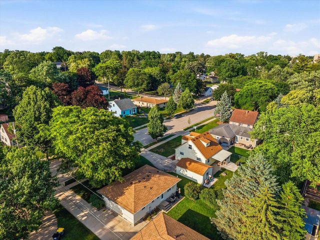 1115 Lawndale AVENUE, Waukesha, WI 53188