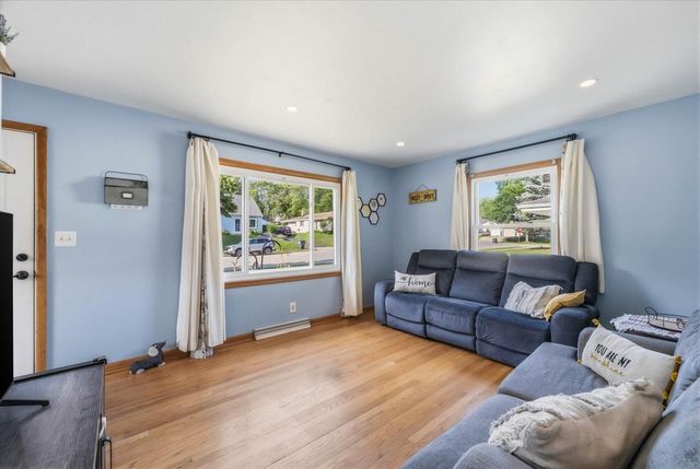 1115 Lawndale AVENUE, Waukesha, WI 53188