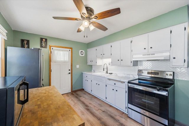 1115 Lawndale AVENUE, Waukesha, WI 53188