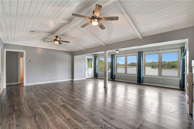 571 Lakeview Circle, Hilltop Lakes, TX 77871