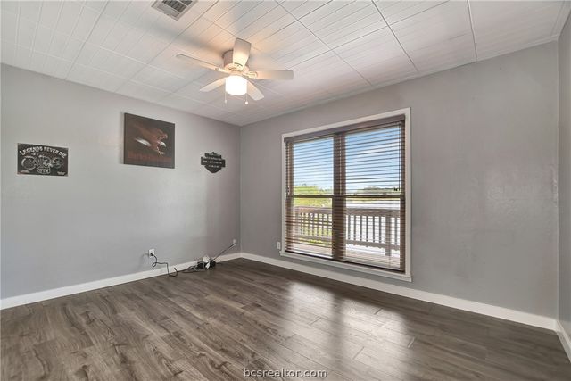 571 Lakeview Circle, Hilltop Lakes, TX 77871