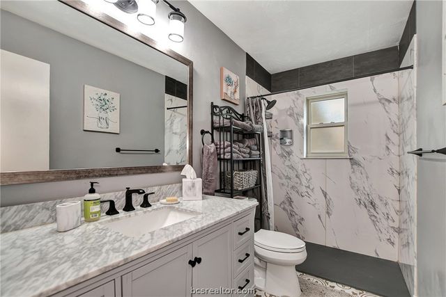 571 Lakeview Circle, Hilltop Lakes, TX 77871