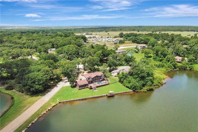571 Lakeview Circle, Hilltop Lakes, TX 77871