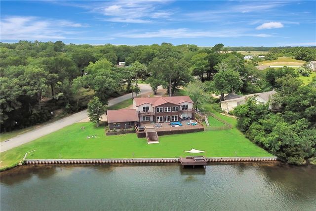 571 Lakeview Circle, Hilltop Lakes, TX 77871
