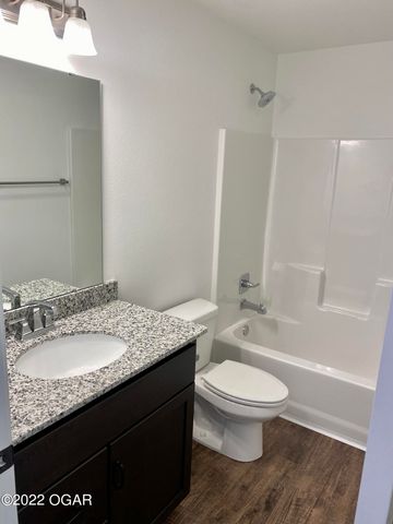 325 Eagle Edge Avenue, Duenweg, MO 64841