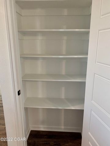 325 Eagle Edge Avenue, Duenweg, MO 64841