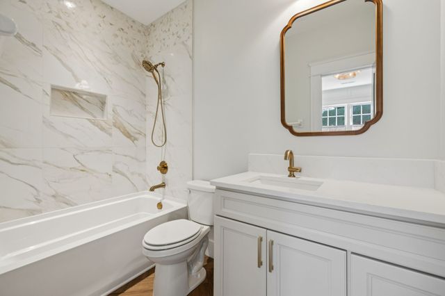 2043 Union Pl, Columbia, TN 38401