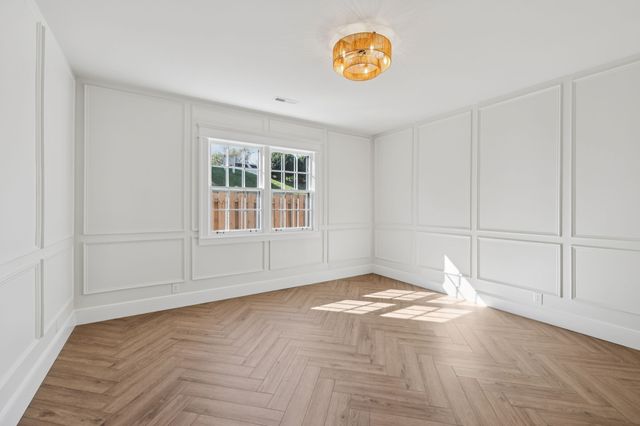 2043 Union Pl, Columbia, TN 38401