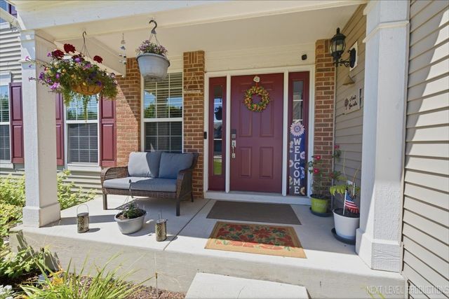 2427 Emerald Lane, Yorkville, IL 60560