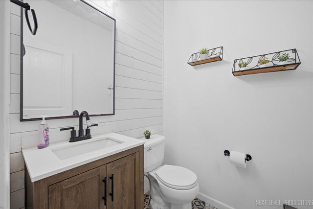 2427 Emerald Lane, Yorkville, IL 60560