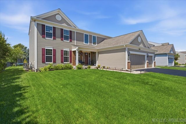 2427 Emerald Lane, Yorkville, IL 60560