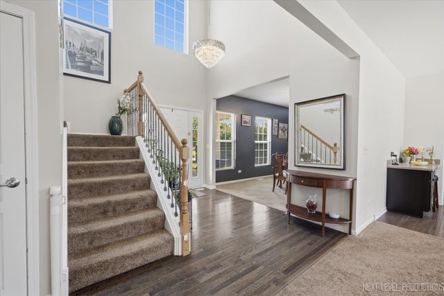 2427 Emerald Lane, Yorkville, IL 60560