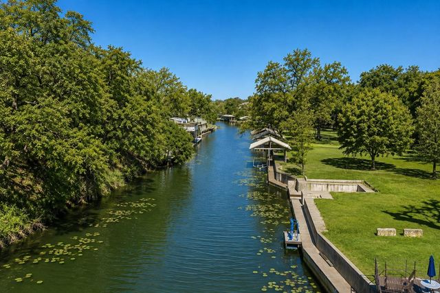 612 Pecan Creek, Horseshoe Bay, TX 78657