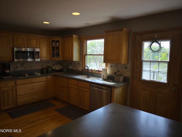 316 E Harrison Street, Maumee, OH 43537