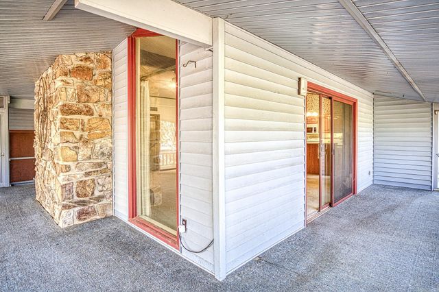 8 Alamito Lane, Hot Springs Village, AR 71909