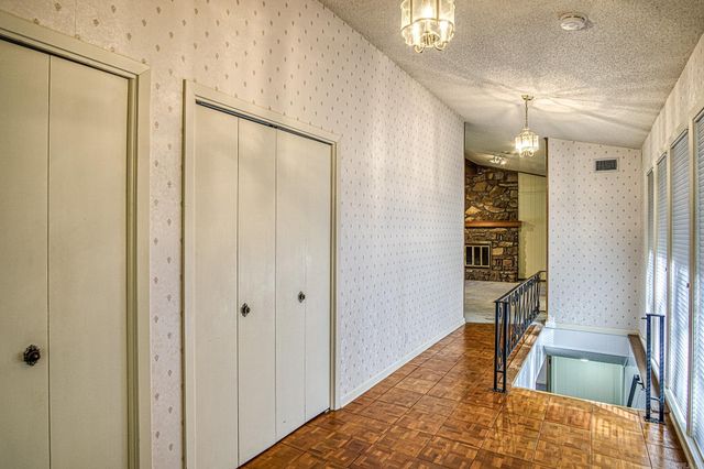 8 Alamito Lane, Hot Springs Village, AR 71909