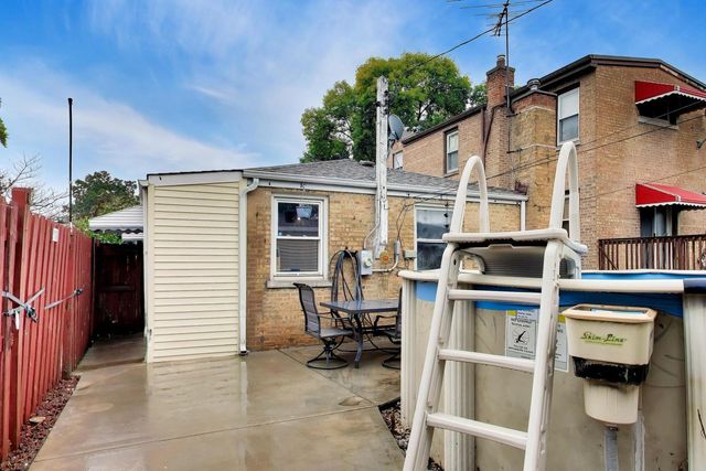 3858 N Pontiac Avenue, Chicago, IL 60634