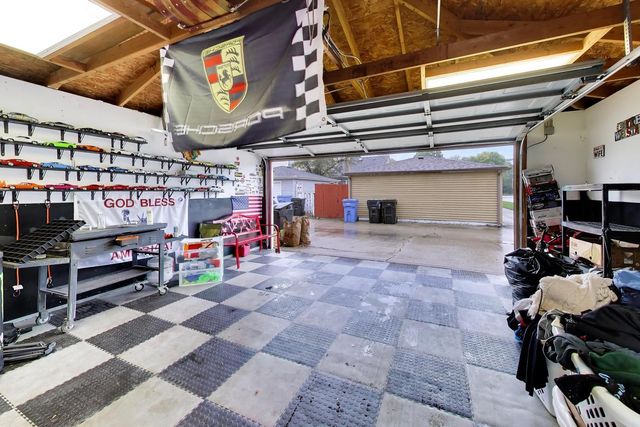 3858 N Pontiac Avenue, Chicago, IL 60634