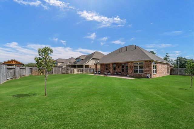 17903 Fernwood Bend Drive, Tomball, TX 77377