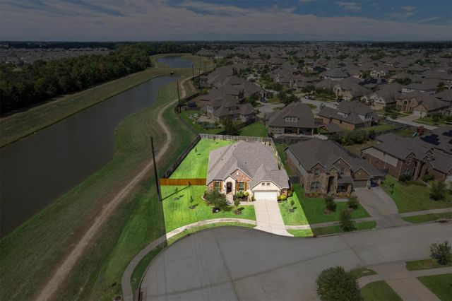 17903 Fernwood Bend Drive, Tomball, TX 77377