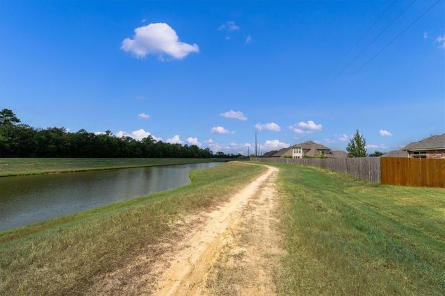 17903 Fernwood Bend Drive, Tomball, TX 77377