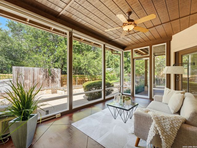20 LAUREL TRL, New Braunfels, TX 78130