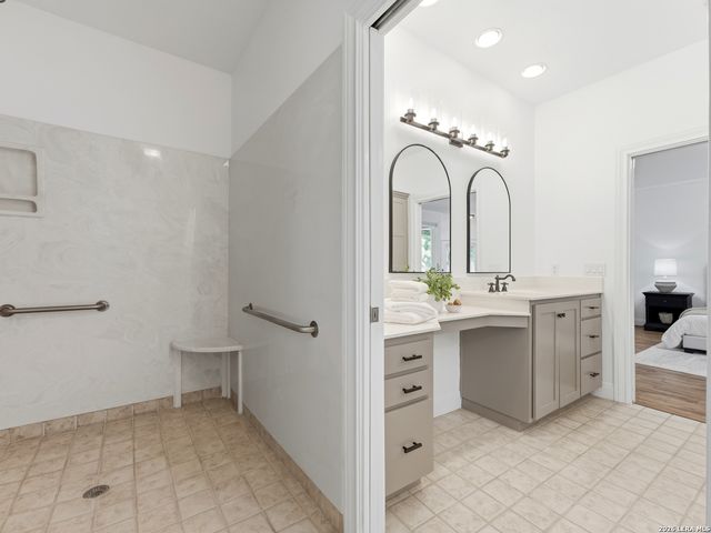 20 LAUREL TRL, New Braunfels, TX 78130