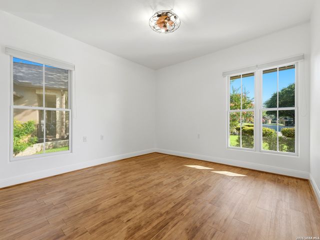20 LAUREL TRL, New Braunfels, TX 78130