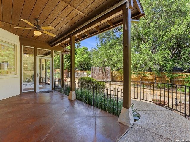 20 LAUREL TRL, New Braunfels, TX 78130