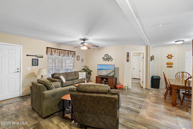 324 Maple Creek Road SW, Supply, NC 28462