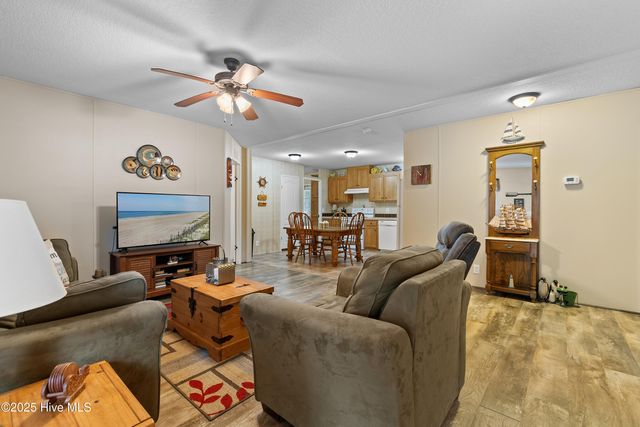 324 Maple Creek Road SW, Supply, NC 28462