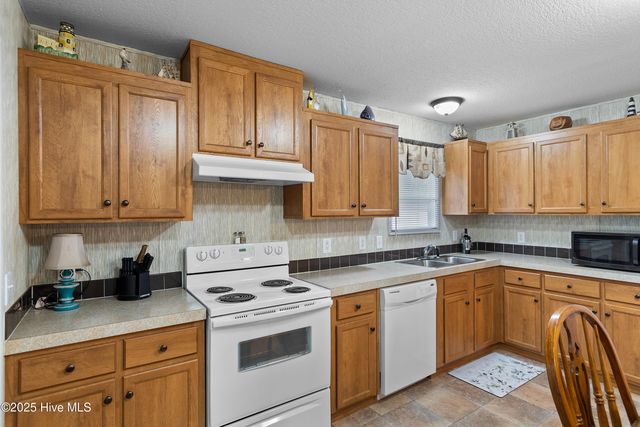 324 Maple Creek Road SW, Supply, NC 28462