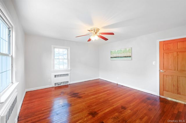 72 Spruce Street, West Hempstead, NY 11552