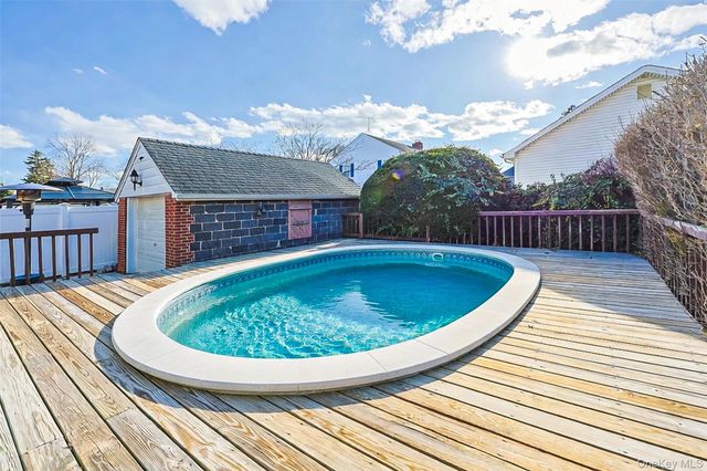 72 Spruce Street, West Hempstead, NY 11552