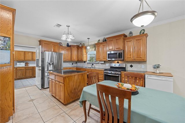 1167 Rogers Hill Road, Waco, TX 76705