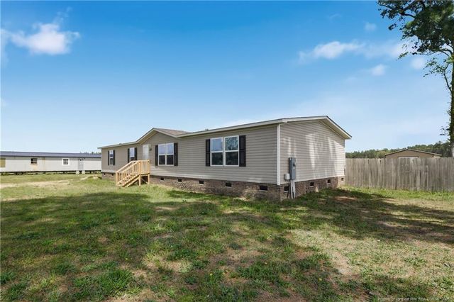 1235 Martin Road, St. Pauls, NC 28384