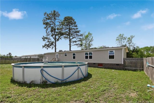 1235 Martin Road, St. Pauls, NC 28384