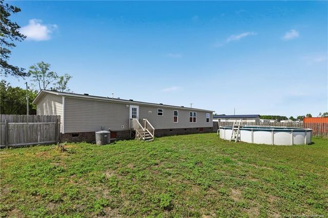 1235 Martin Road, St. Pauls, NC 28384