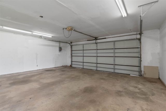3200 County Road 155, Whitesboro, TX 76273