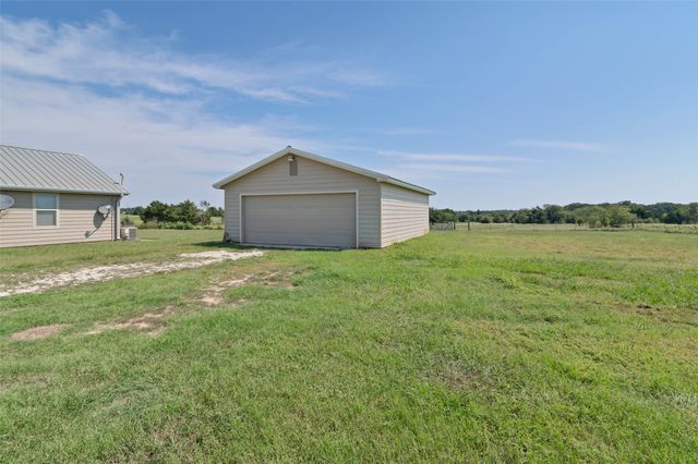 3200 County Road 155, Whitesboro, TX 76273