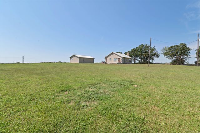 3200 County Road 155, Whitesboro, TX 76273