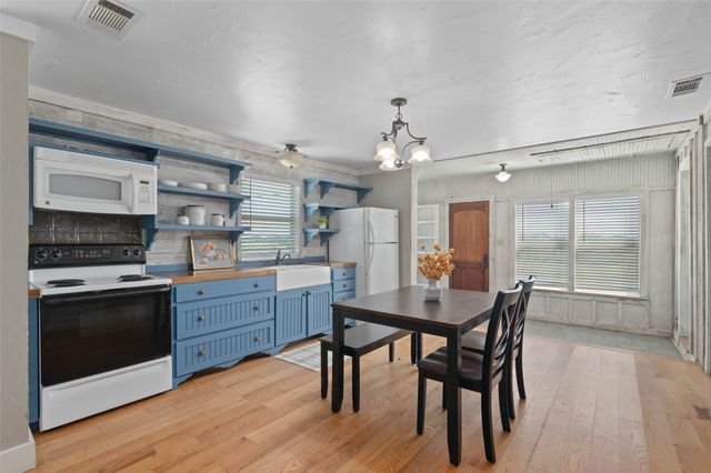 3200 County Road 155, Whitesboro, TX 76273