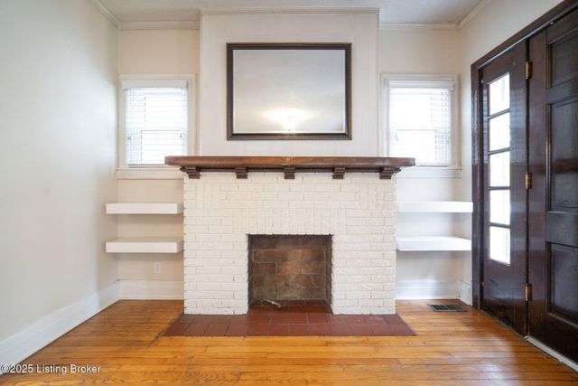 952 Eastern Pkwy, Louisville, KY 40217