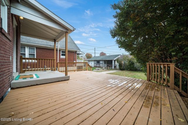 952 Eastern Pkwy, Louisville, KY 40217