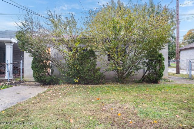 952 Eastern Pkwy, Louisville, KY 40217